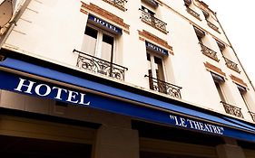 Le Val D'Or & Le Theatre